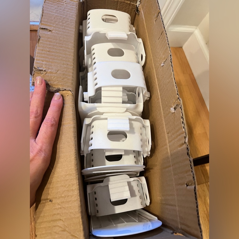 🏷️ Clearance White Shoe Organizer - Picture 2 of 6